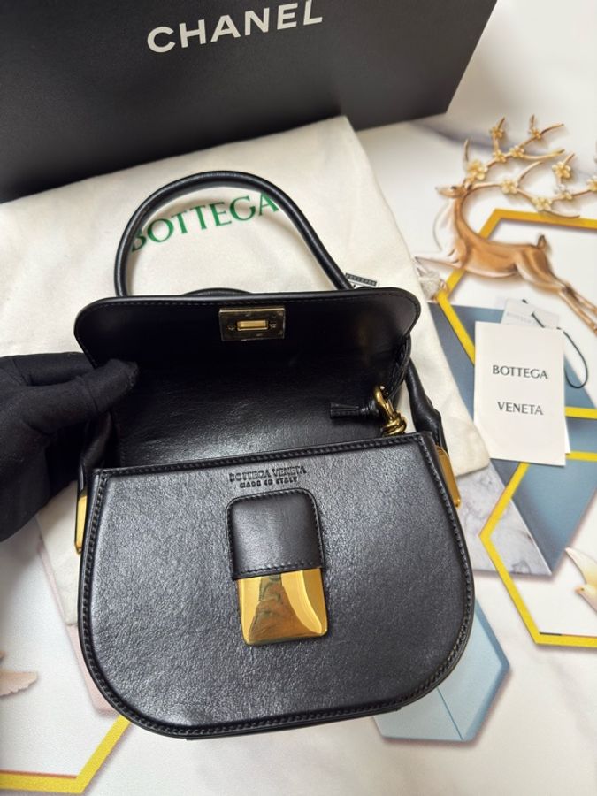 99新閒置品 葆蝶家/Bottega Veneta Desiree迷你斜挎包-4