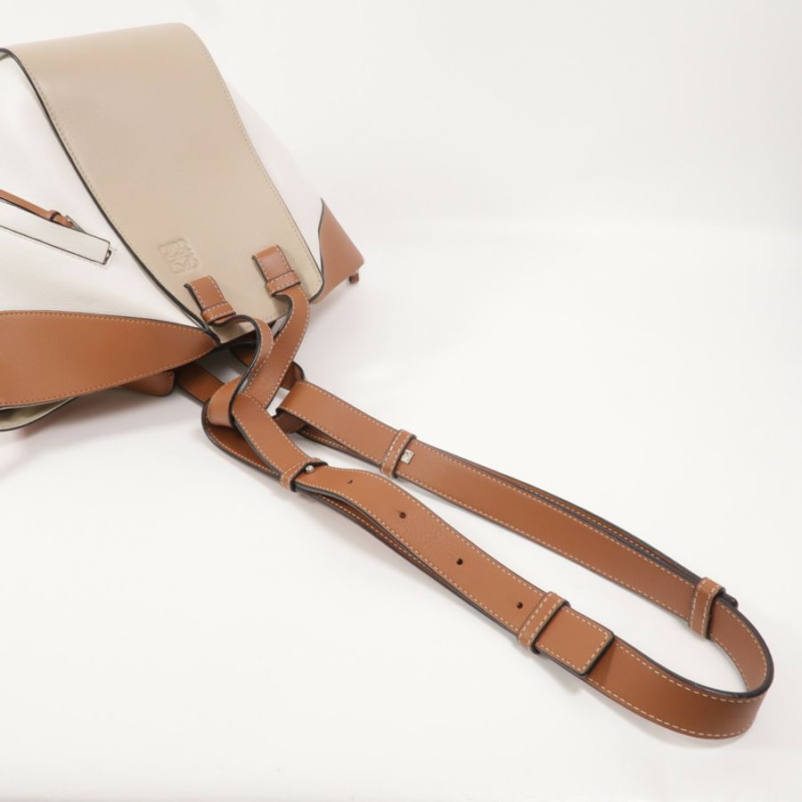 LOEWE 牛皮皮革Hammock Medium肩背袋-7