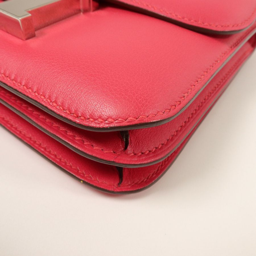 HERMES Swift皮革Constance Mini肩背袋Rose Extremt-11