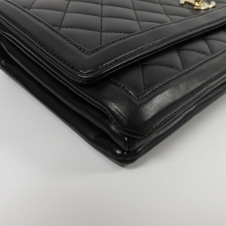 CHANEL 羊皮皮革Chain Shoulder鏈帶肩背袋-11
