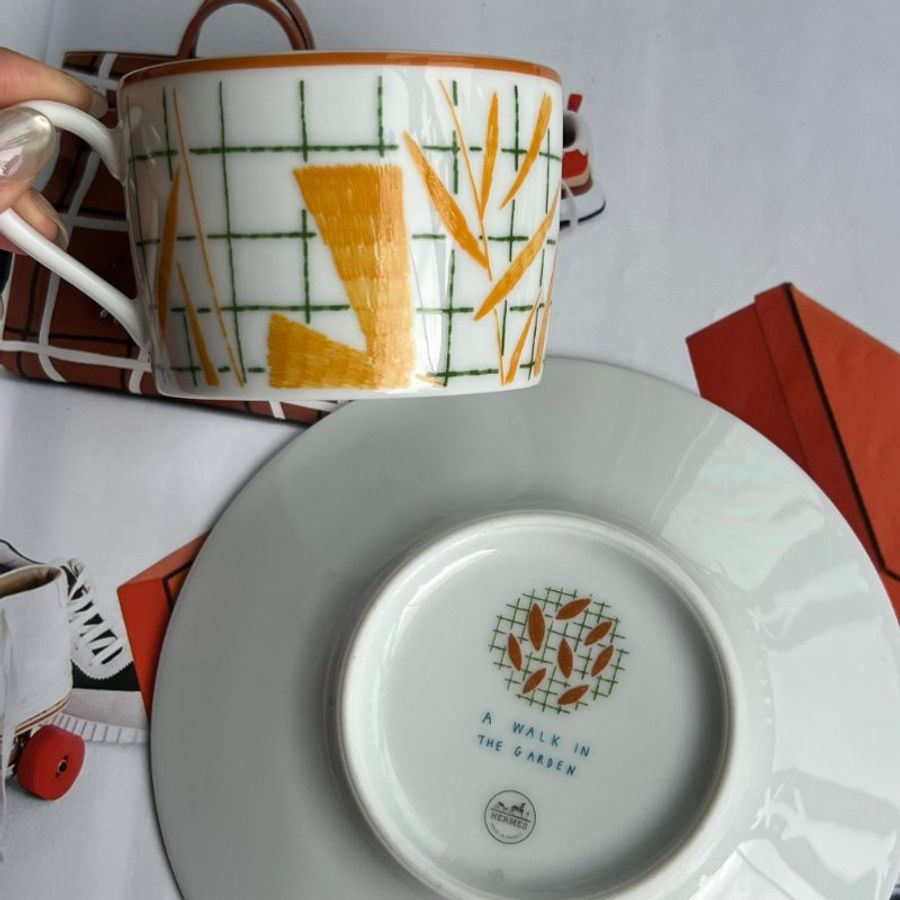 ::Hermès:: 花園漫步A Walk in the Garden 系列茶杯與茶碟組 A Walk in the Garden tea cup and saucer-7