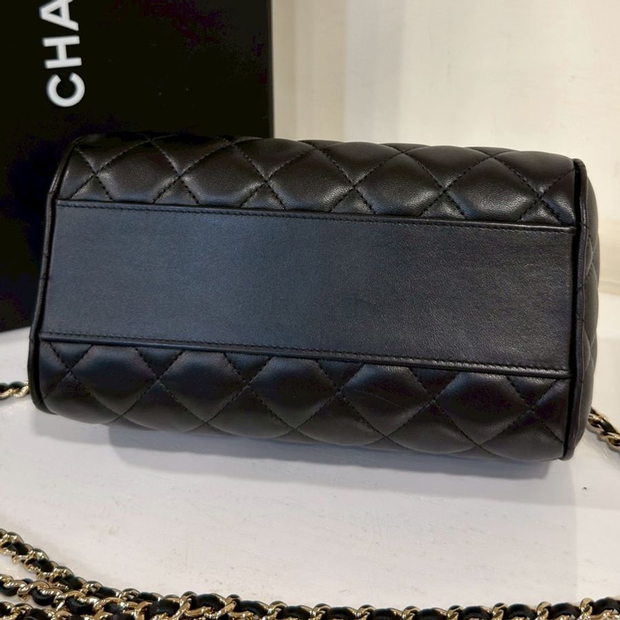 CHANEL香奈兒黑金25C保齡球斜挎包芯片款閒置全配🈶購證-15