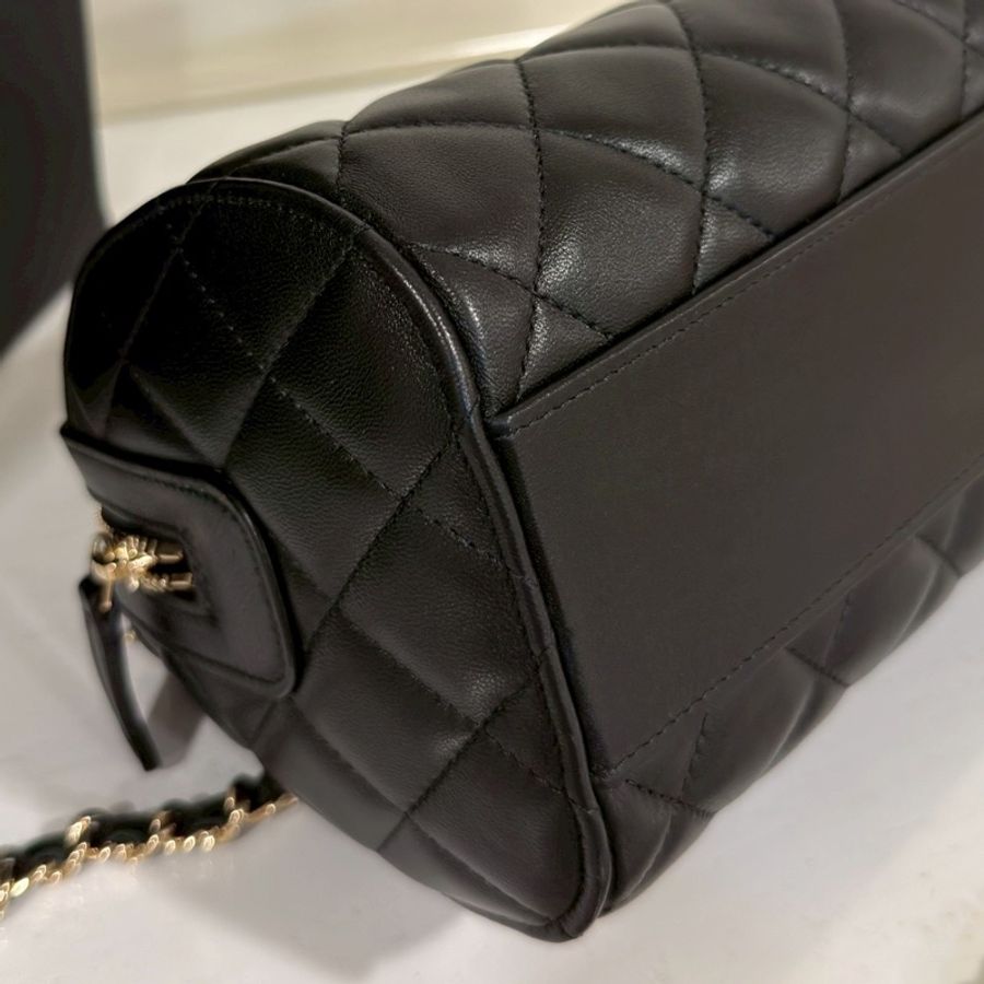 CHANEL香奈兒黑金25C保齡球斜挎包芯片款閒置全配🈶購證-17