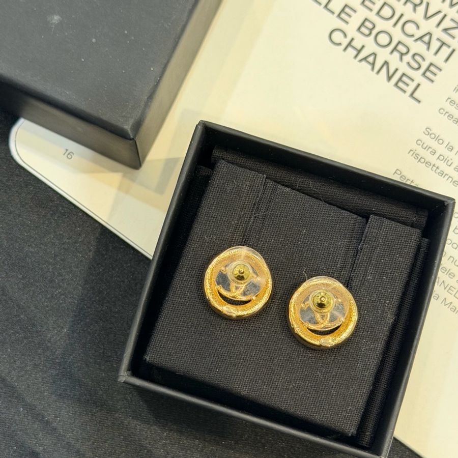 CHANEL白色金LOGO圓圈黑金琺瑯雙C耳環-5
