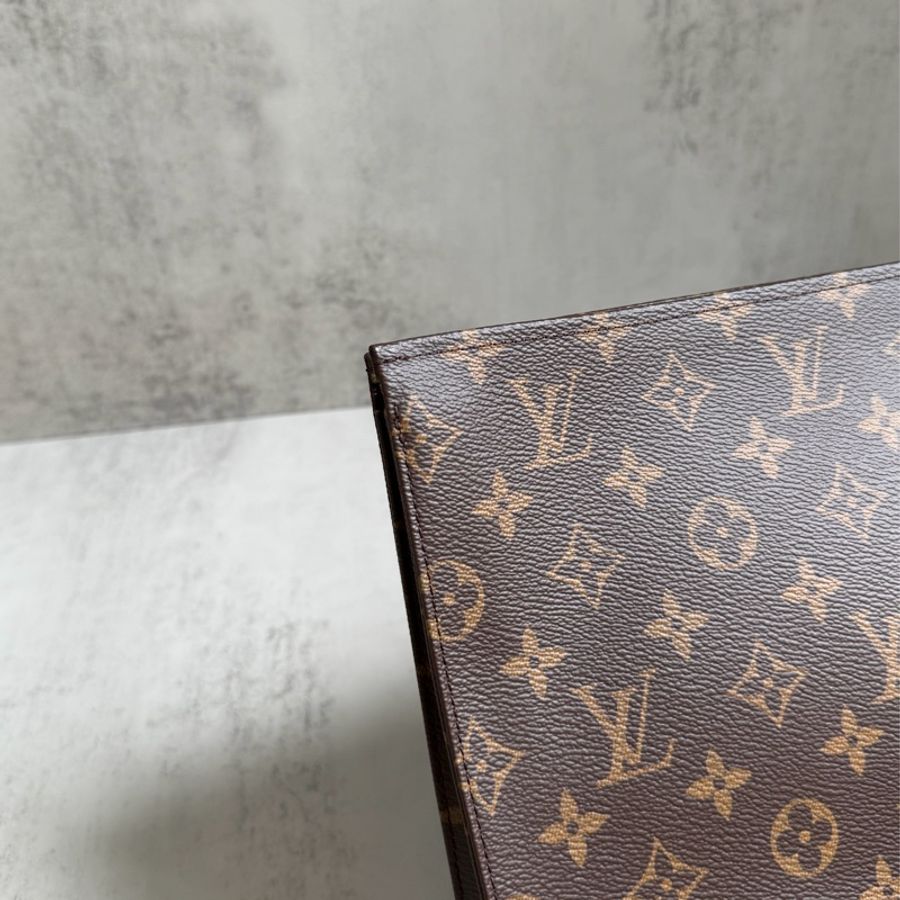 LV 手拿包 洗漱包 晶片款-8