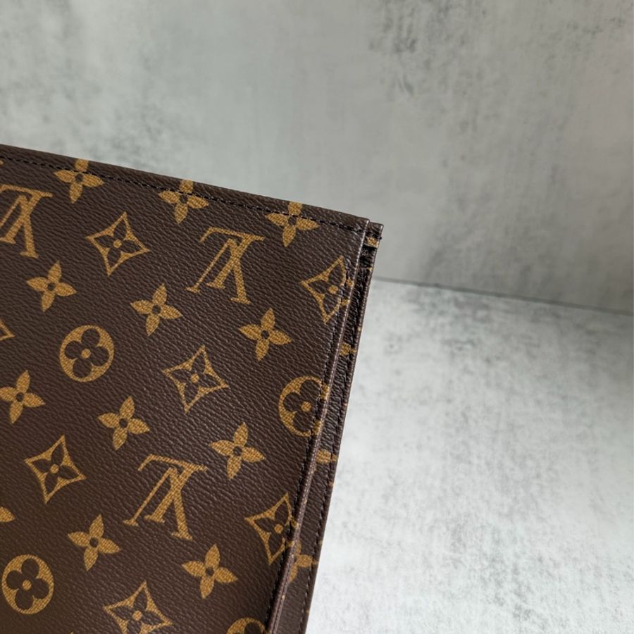 LV 手拿包 洗漱包 晶片款-10