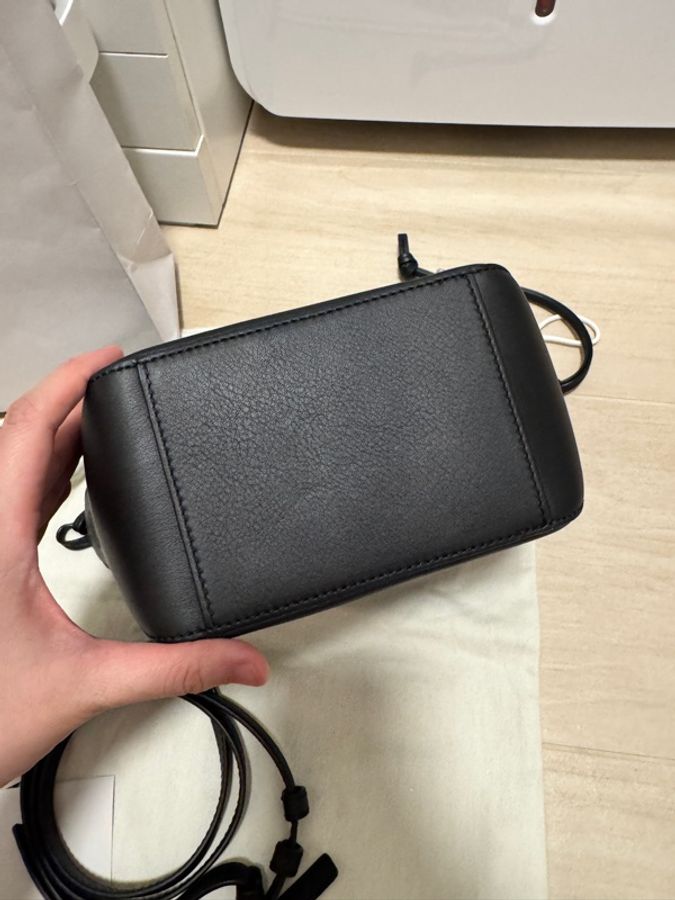 LOEWE Mini Hammock Hobo black 迷你 小牛皮 肩背包 腋下包 吊床包 黑色-6