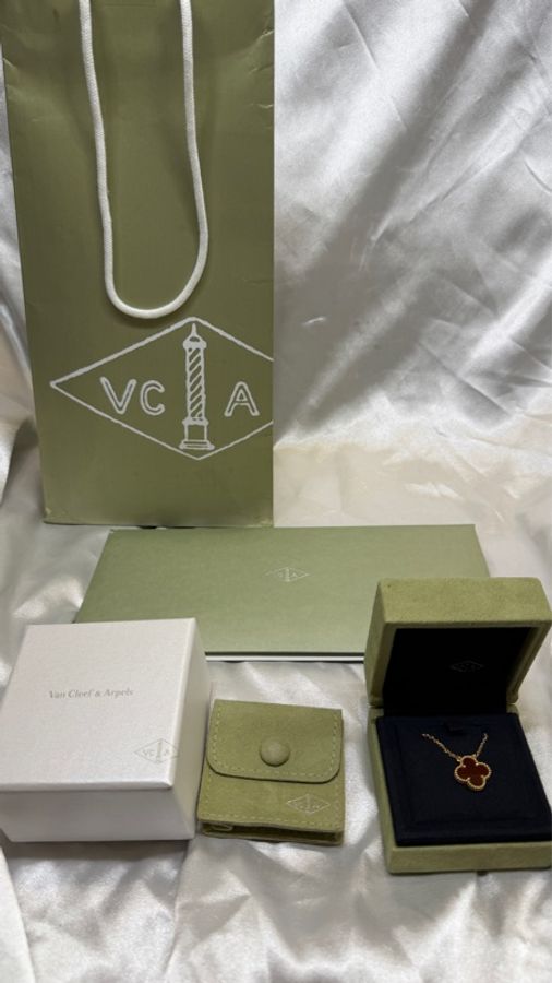 Van Cleef & Arpels (VCA) Vintage Alhambra 紅玉髓項鍊 (黃K金)-4