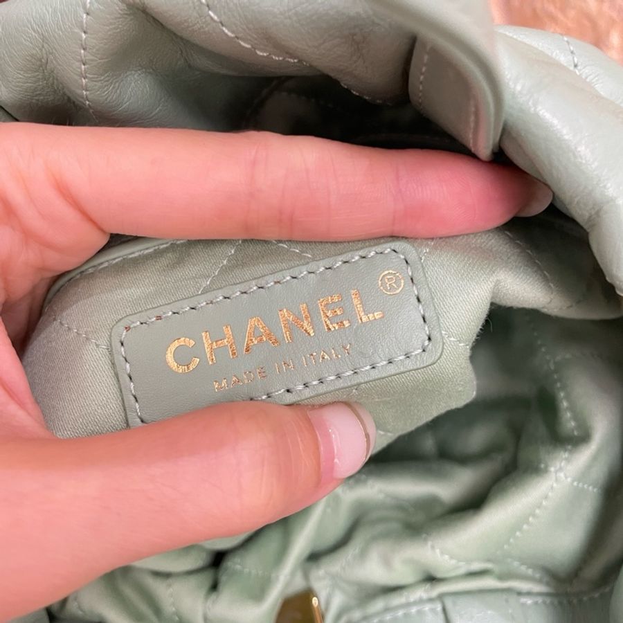 香奈兒Chanel 22bag垃圾袋 雙肩包手提包 皮穿金屬雙c肩帶 芯片款-8