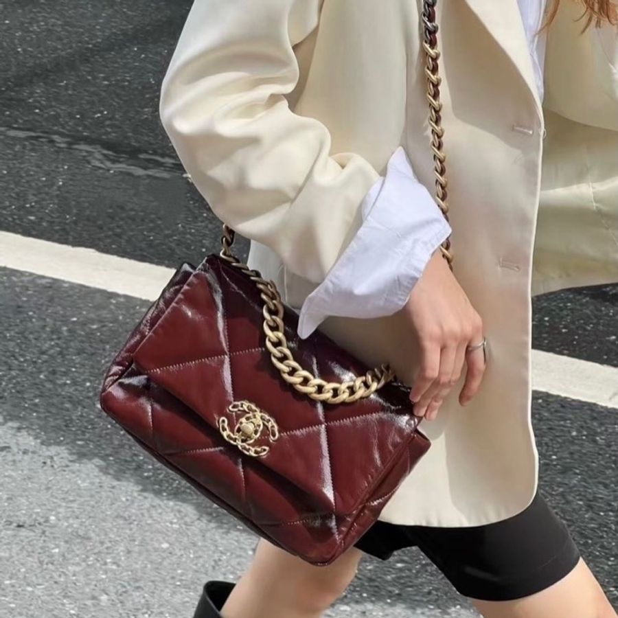Chanel 香奈兒 19Bag 小號✨勃艮第酒紅 亮面皺紋牛皮✨經典菱格紋口蓋包翻蓋包-0
