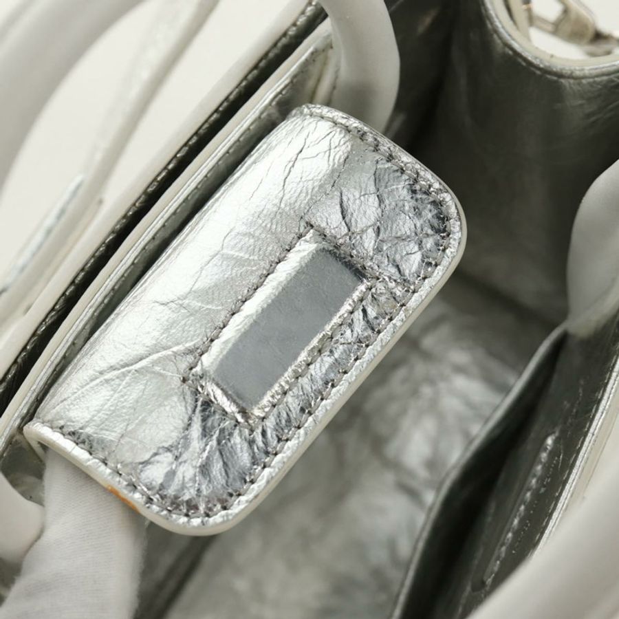 【日本直送】Christian Dior 皮革肩背包 銀色 正品 184980V-25