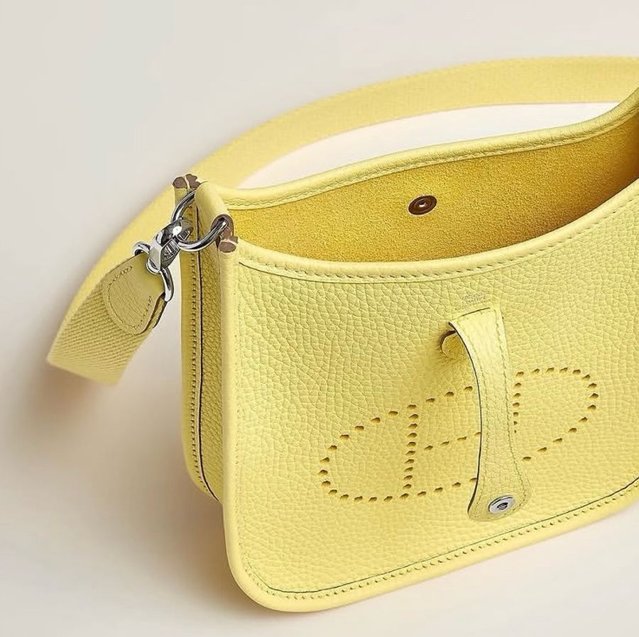 HERMES Mini Evelyne 16/檸檬🍋黃銀扣 (愛馬仕迷你伊芙琳~斜挎包)⚡️快閃活動⚡️購買指定商品,可於本人賣場內獲得LV錢包其中一款當作贈品🎁「先到先得」-8