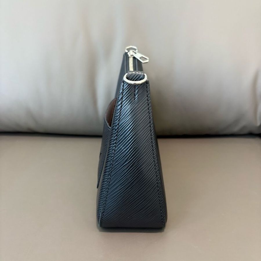 芯片款 路易威登/Louis Vuitton Marelle黑色水波紋腋下包-2