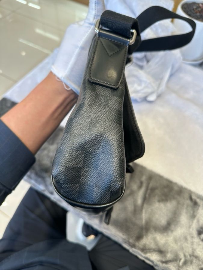 路易威登/Louis Vuitton 皮革 30 x 7 x 23-6