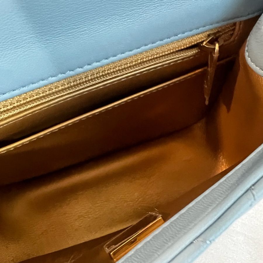 ෆ Chanel 核桃金球方胖 寶寶藍🩵🍼-13