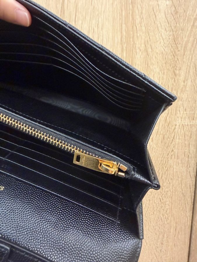 YSL 黑魚子醬牛皮金釦斜背WOC-12