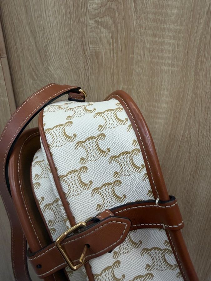 Celine 米白PVC咖牛皮中號Folco馬鞍斜背包-10