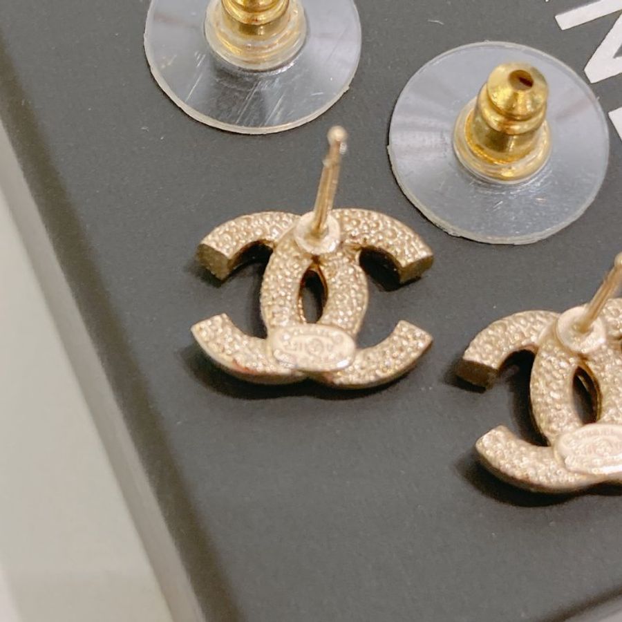 TW4903 Chanel 香奈兒經典迷你CC字耳環 Classic 1.2cm CC Logo Earrings Crystal x GHW-16