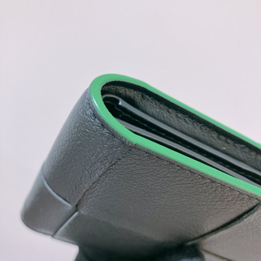 TK2085 寶緹嘉 經典大格仔 兩摺銀包 Bottega Veneta Cassette Wallet Black x Green-12