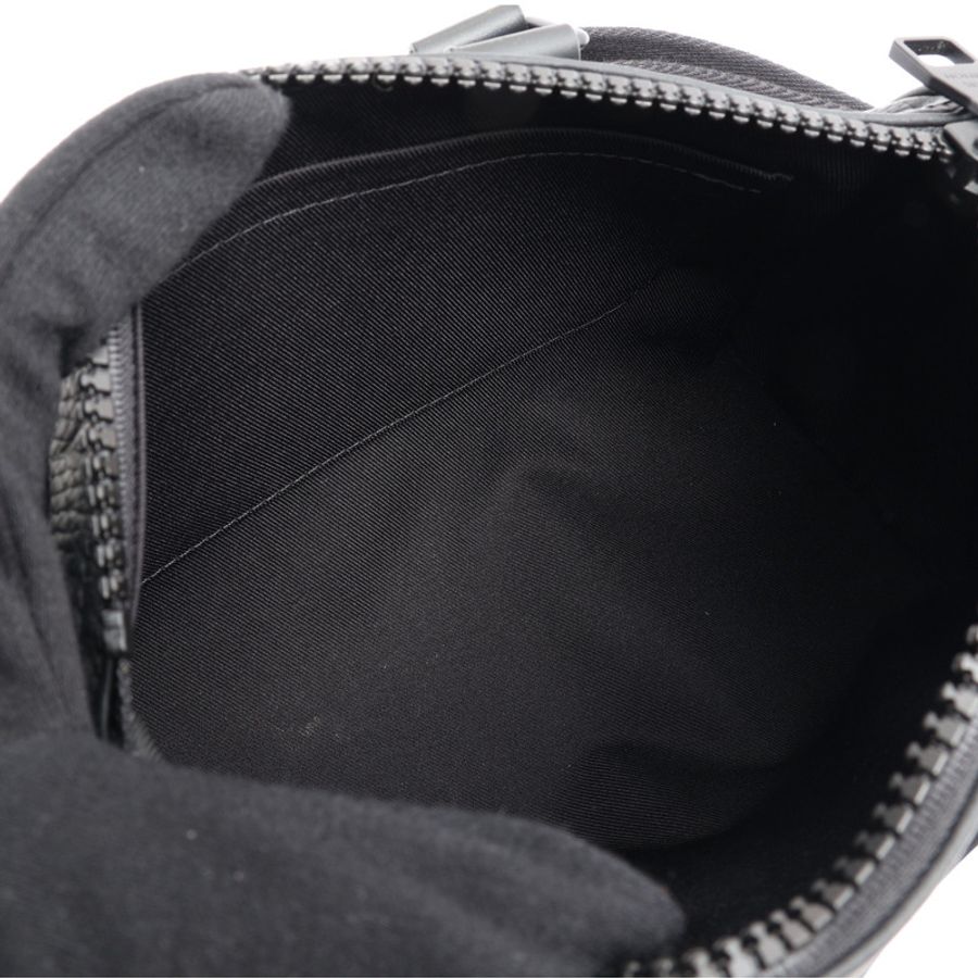 黑色 花壓紋牛皮 Keepall Bandouliere 25 肩背包【LOUIS VUITTON LV 路易威登】 M20900-2