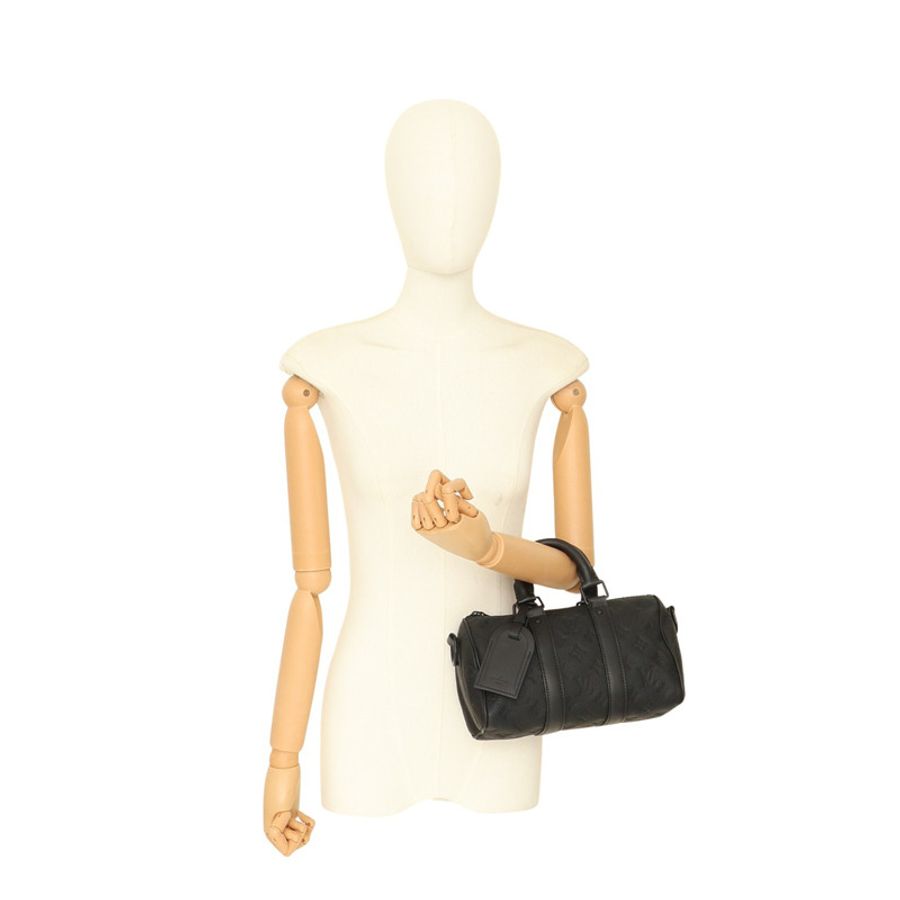 黑色 花壓紋牛皮 Keepall Bandouliere 25 肩背包【LOUIS VUITTON LV 路易威登】 M20900-6