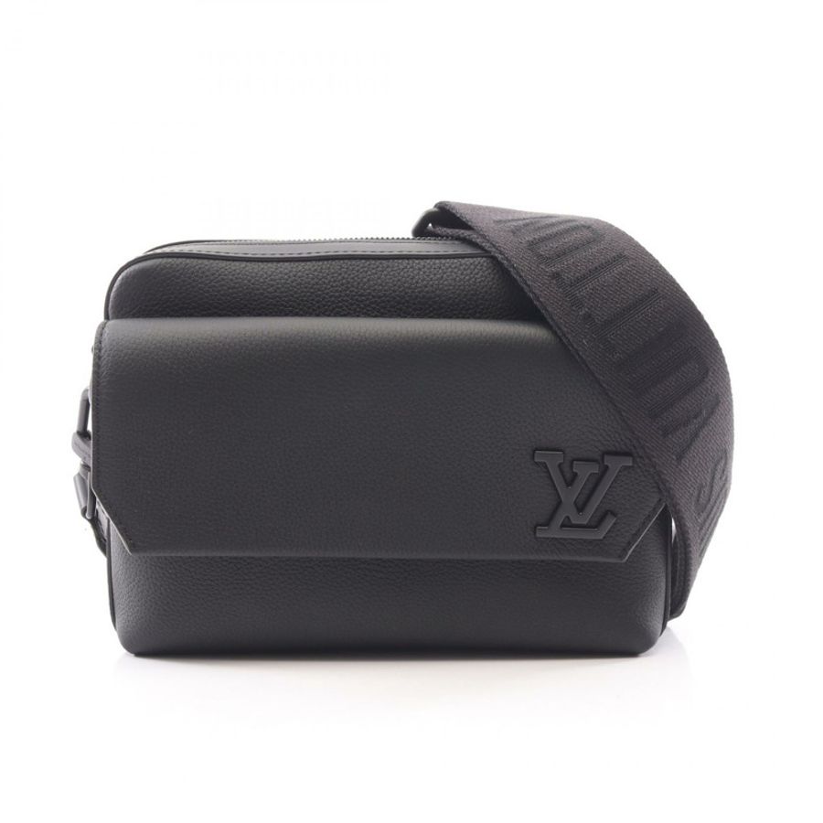 路易威登 Fastline Messenger 肩斜背包 M22482 LV Aerogram Noir-0