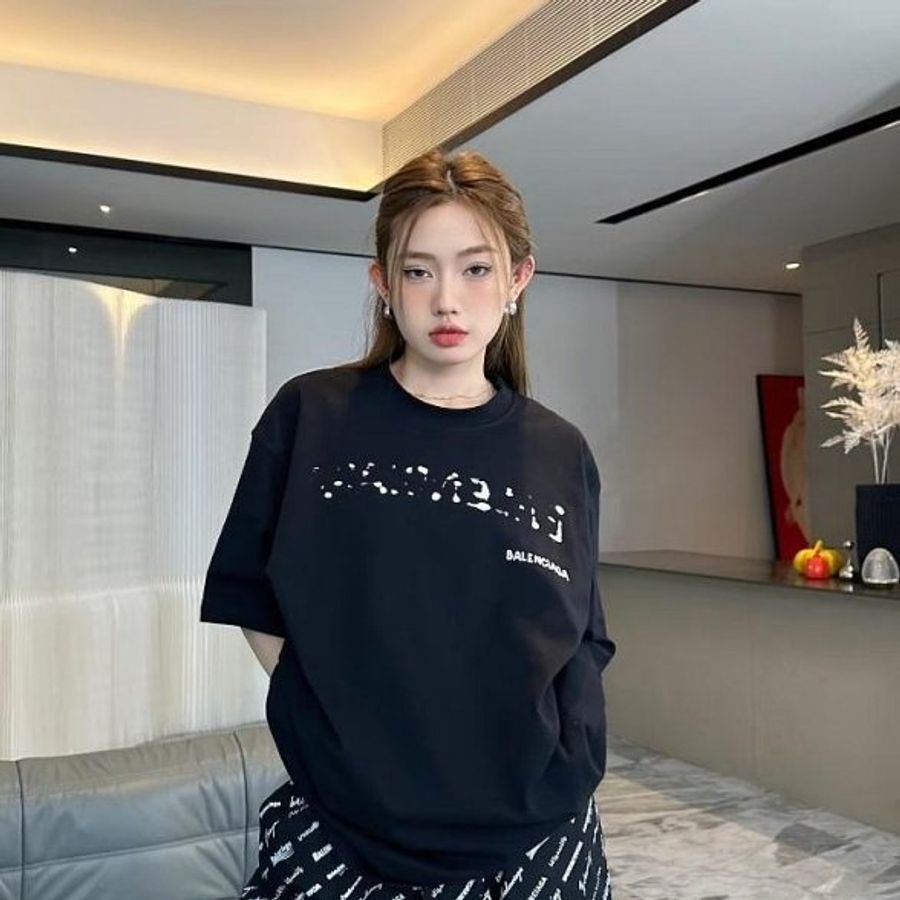 💎Han's house精品服飾💎Balenciaga 巴黎世家 雙面 短 T 寬版 原價22200-0