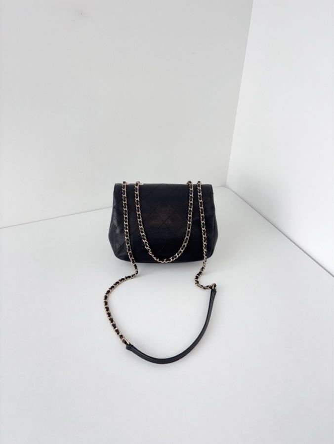 Chanel 香奈兒 黑金荔枝牛皮 方胖子郵差包-1