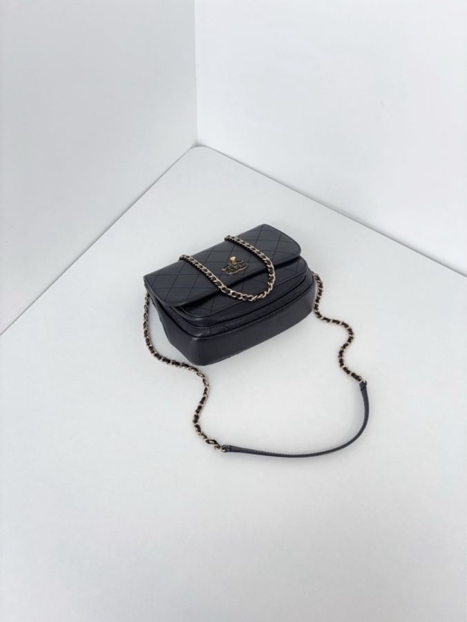 Chanel 香奈兒 黑金荔枝牛皮 方胖子郵差包-5