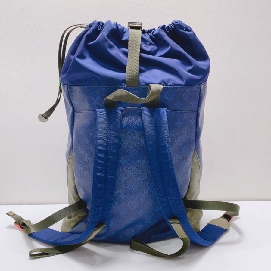 LV 秀款登山電光藍後背包54.5x35x19cm 9新 配件塵袋-2
