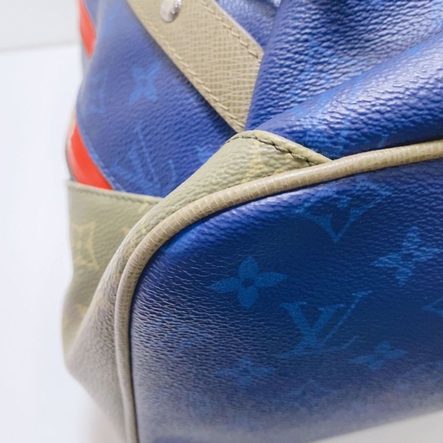 LV 秀款登山電光藍後背包54.5x35x19cm 9新 配件塵袋-3