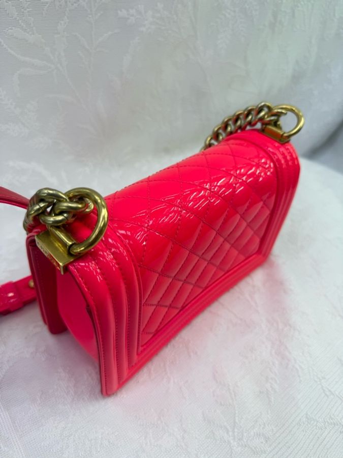 Boy Chanel 20”-22