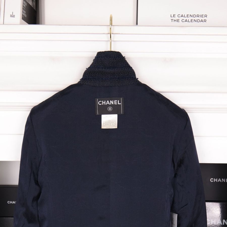 Chanel 07年深蓝色船舵琉璃扣长款大衣外套-12