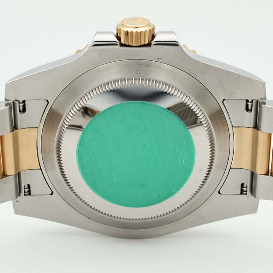 ROLEX Submarinar Date 116613LN-6