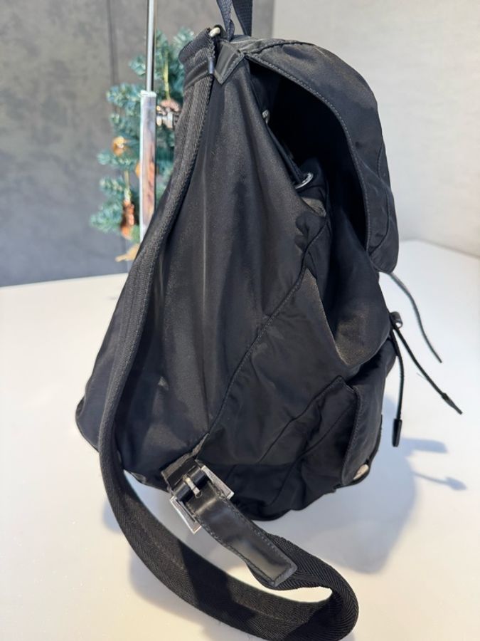 Prada 降落傘後背包(中號)-5