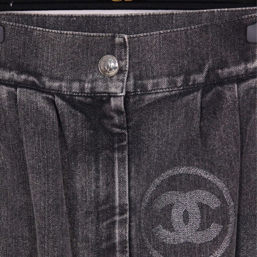 Chanel 23C灰色丹宁字母logo半裙-12
