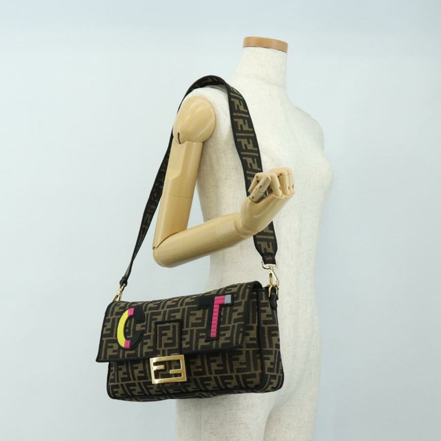 【日本直送】FENDI Zucca帆布Mamma Baguette單肩包,兩用款,黑色/棕色,正品,貨號185598SM-31