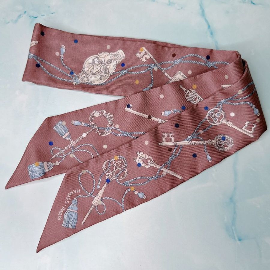 HERMES 全新紫棕色twilly圓點鑰匙絲巾-3