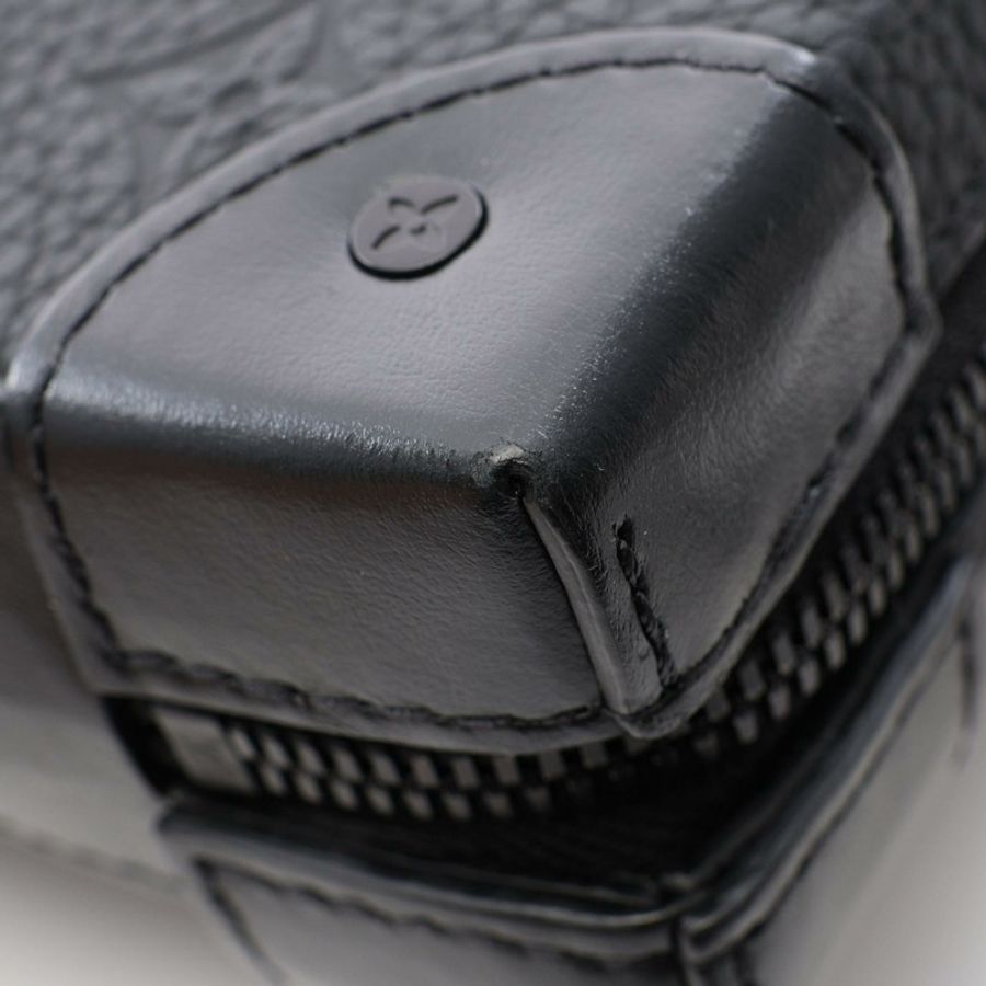 路易威登 Soft trunk 皮夾單肩斜背包 M80224 Monogram Taurillon-8