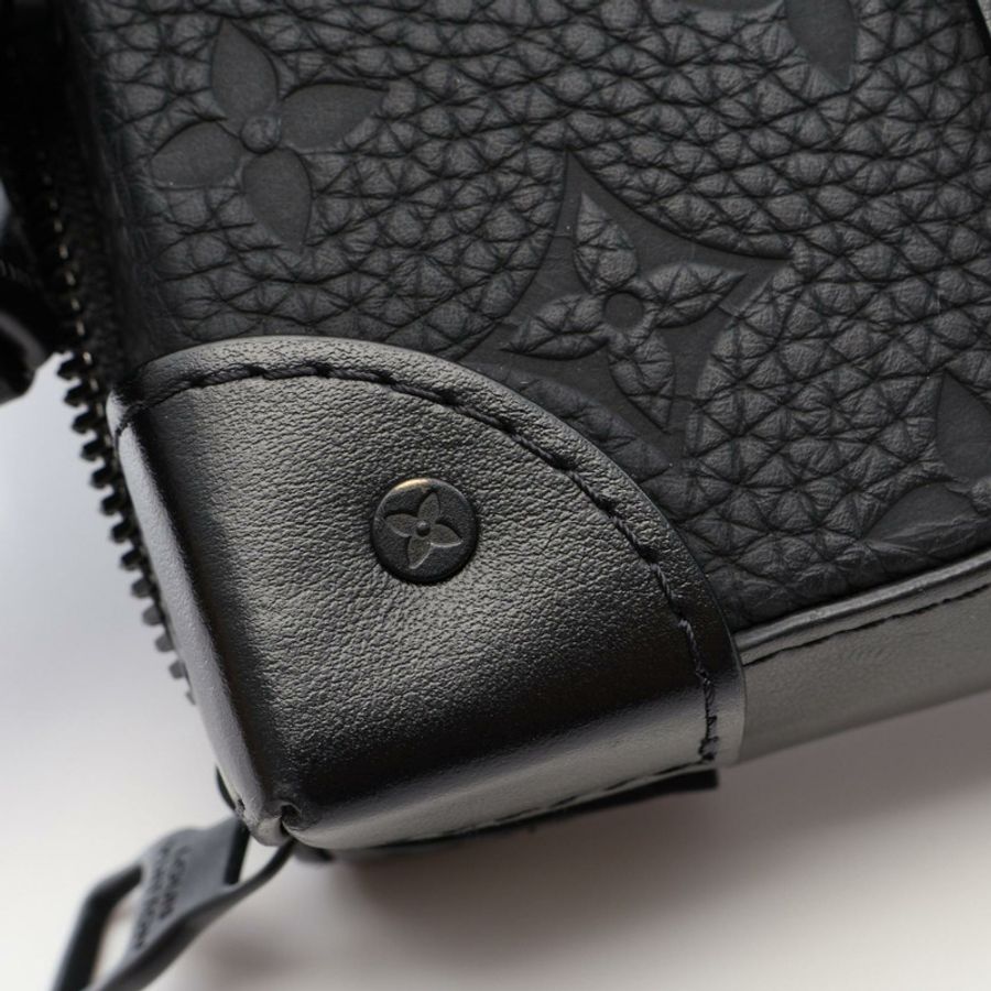 路易威登 Soft trunk 皮夾單肩斜背包 M80224 Monogram Taurillon-11