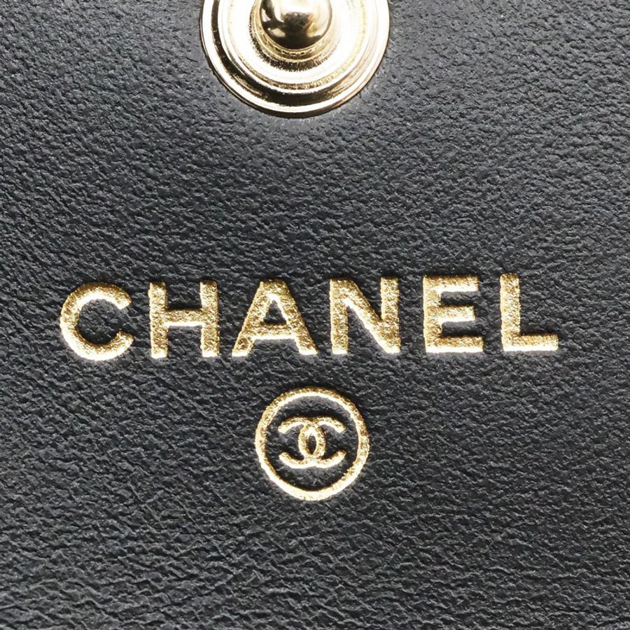 黑色 荔枝紋 牛皮 Boy 三折 短夾【CHANEL 香奈兒】 A80734-5