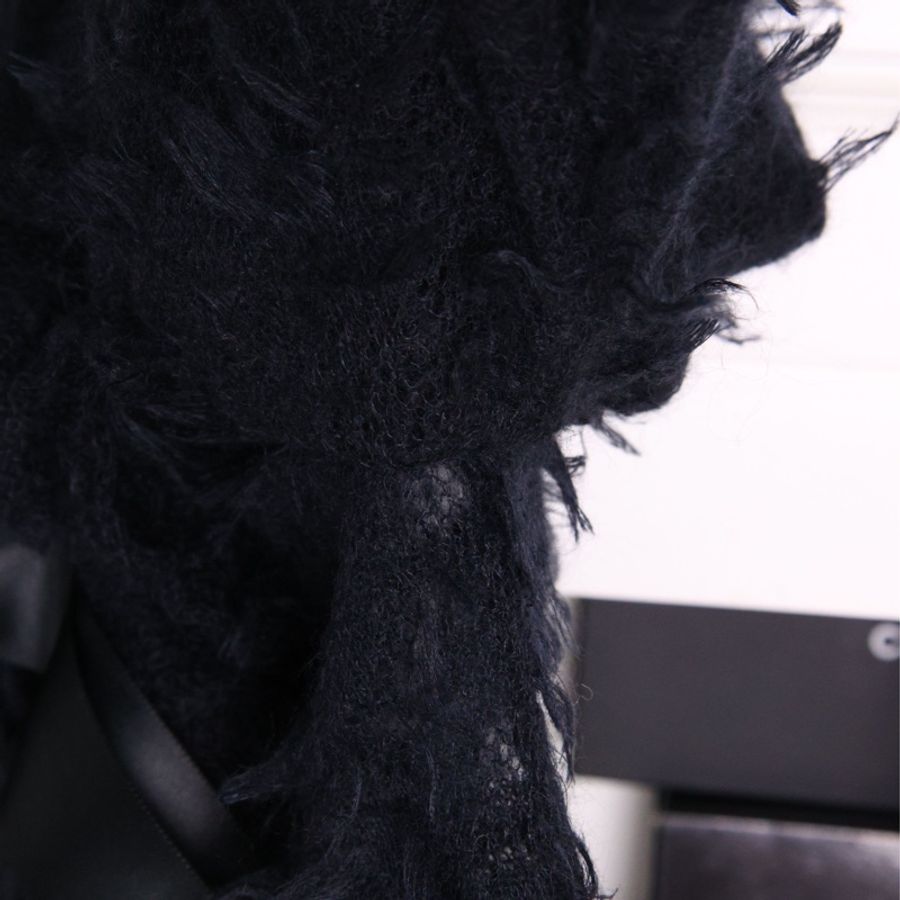 Chanel 09年俄罗斯莫斯科系列秀款黑色羊毛网纱波浪蝴蝶结领口开衫外套-21