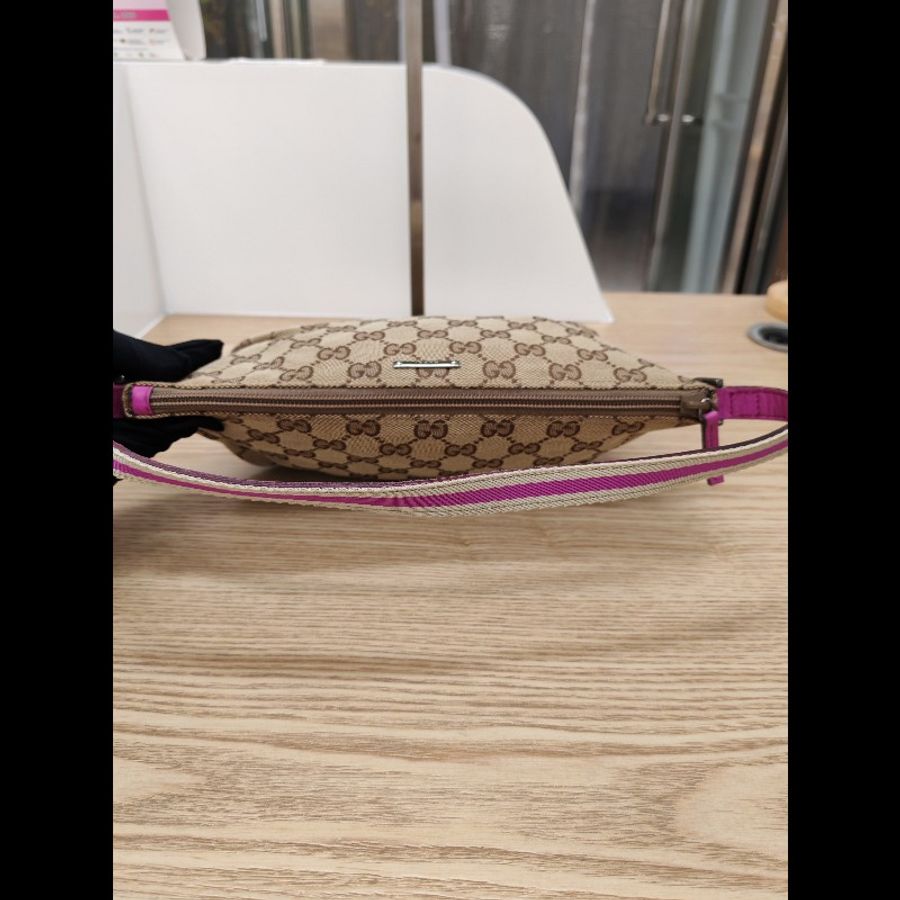 Gucci 腋下包-9