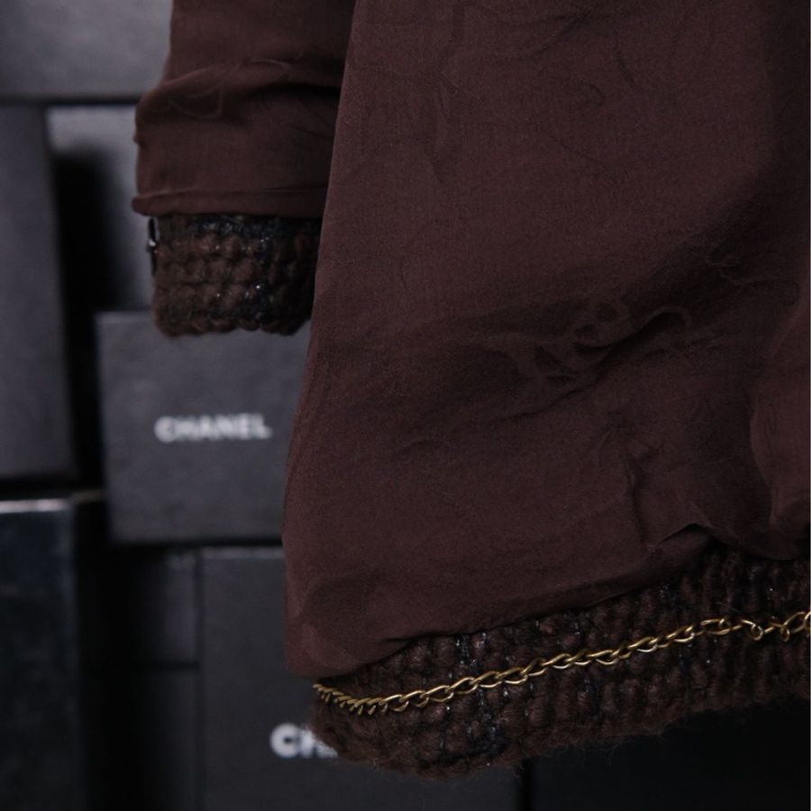 Chanel 10年上海巴黎系列棕色格纹粗花呢毛毛领口袖口滚边上衣半裙套装毛领可拆卸-59