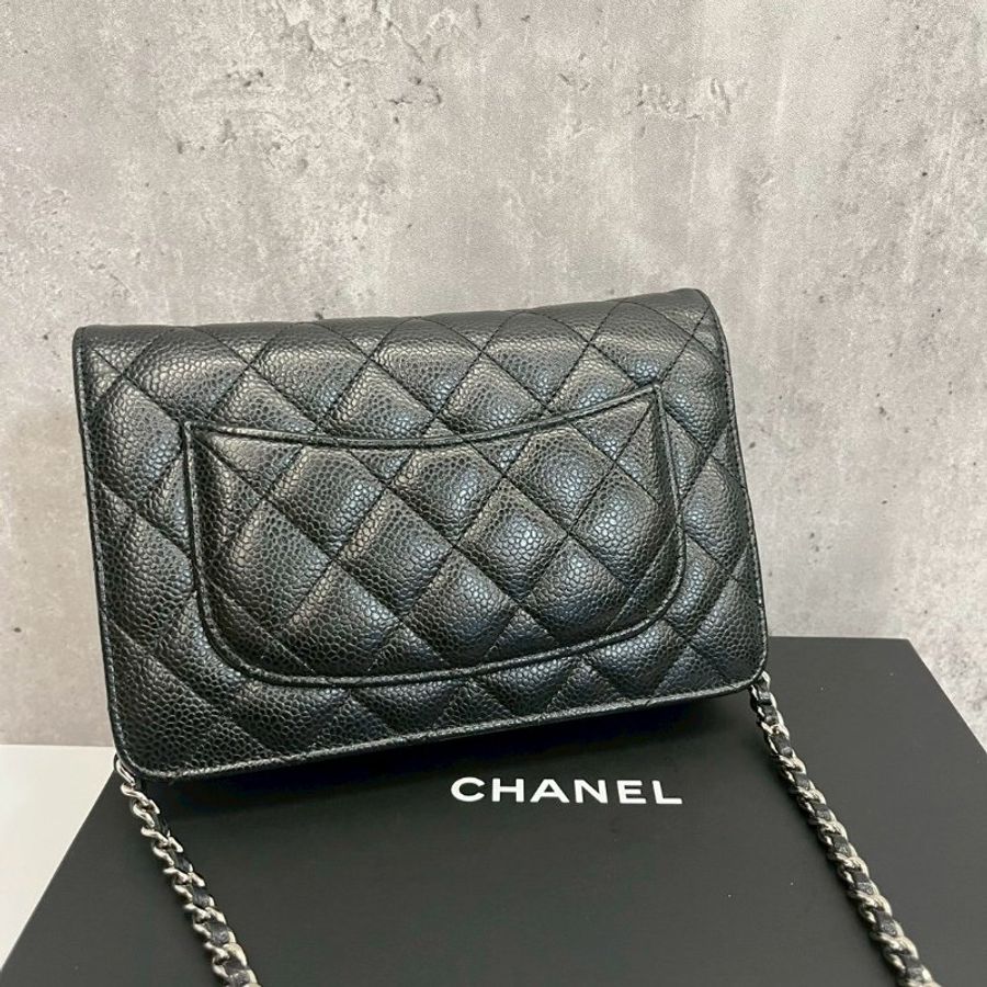 Chanel WOC 黑銀荔枝牛-2