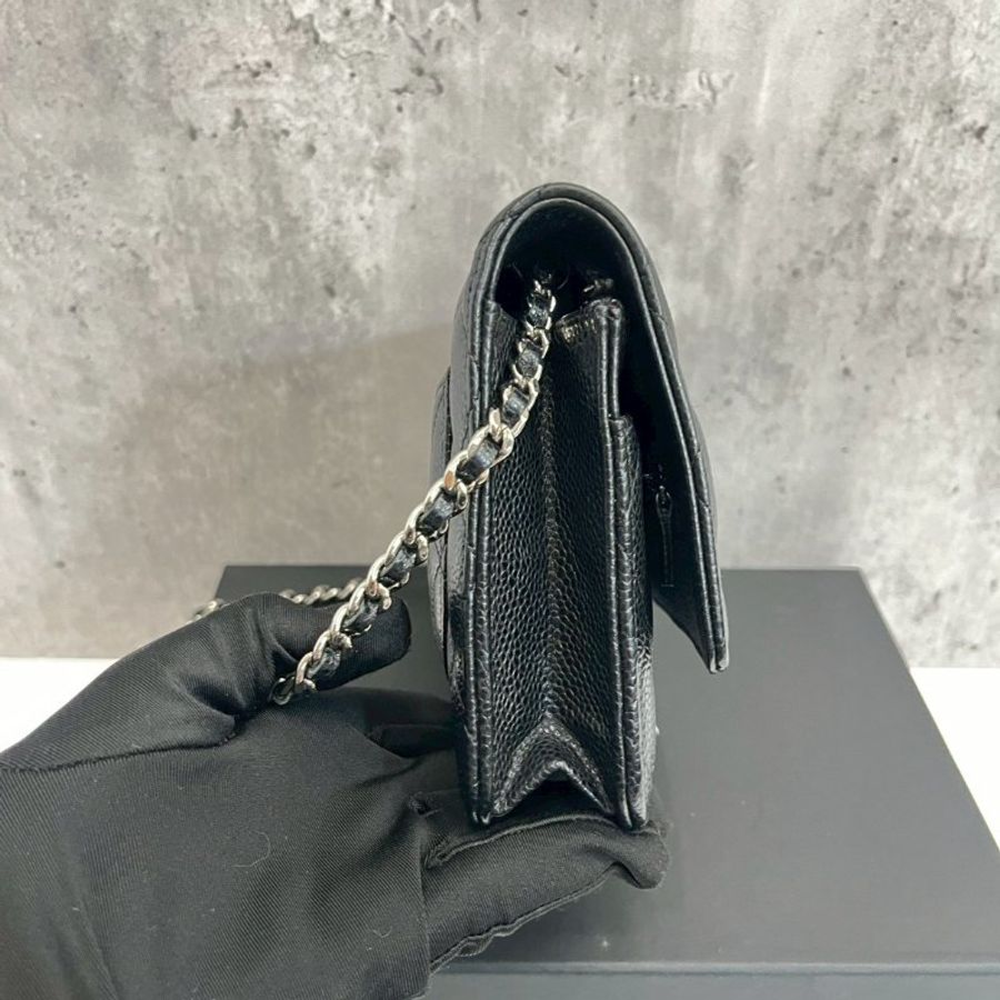 Chanel WOC 黑銀荔枝牛-4