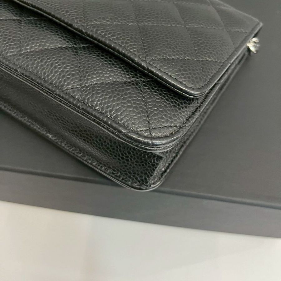 Chanel WOC 黑銀荔枝牛-11