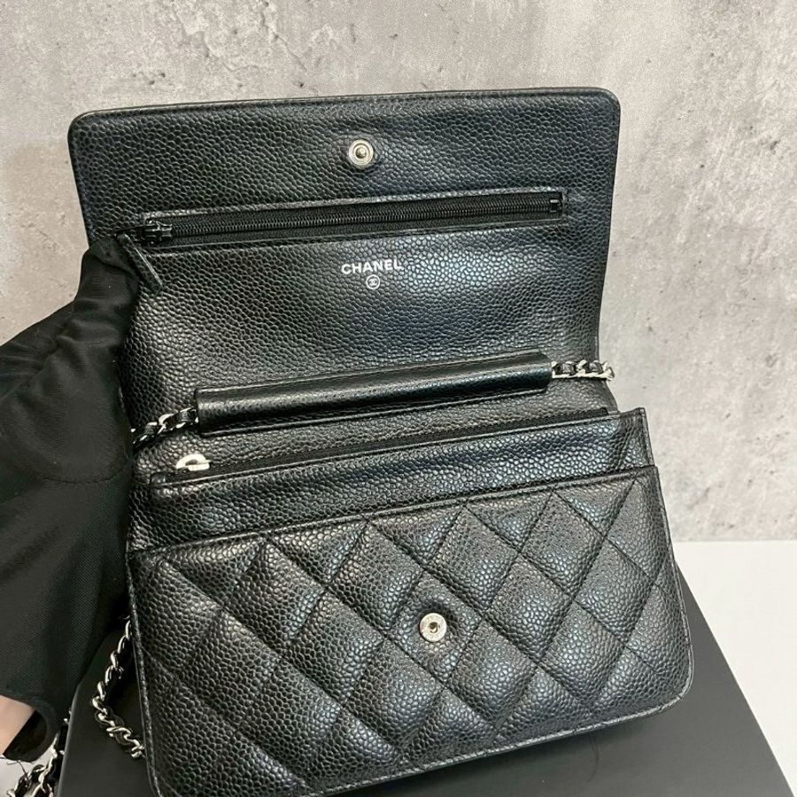 Chanel WOC 黑銀荔枝牛-14