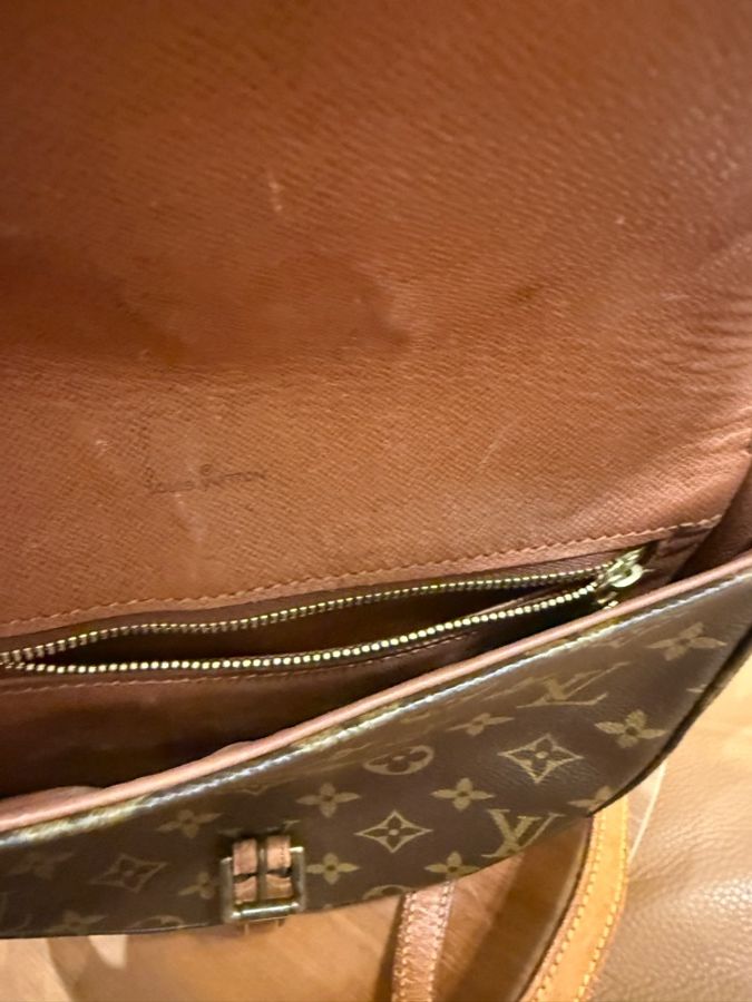 LV Louis Vuitton 半月包 側背包 斜背包-8