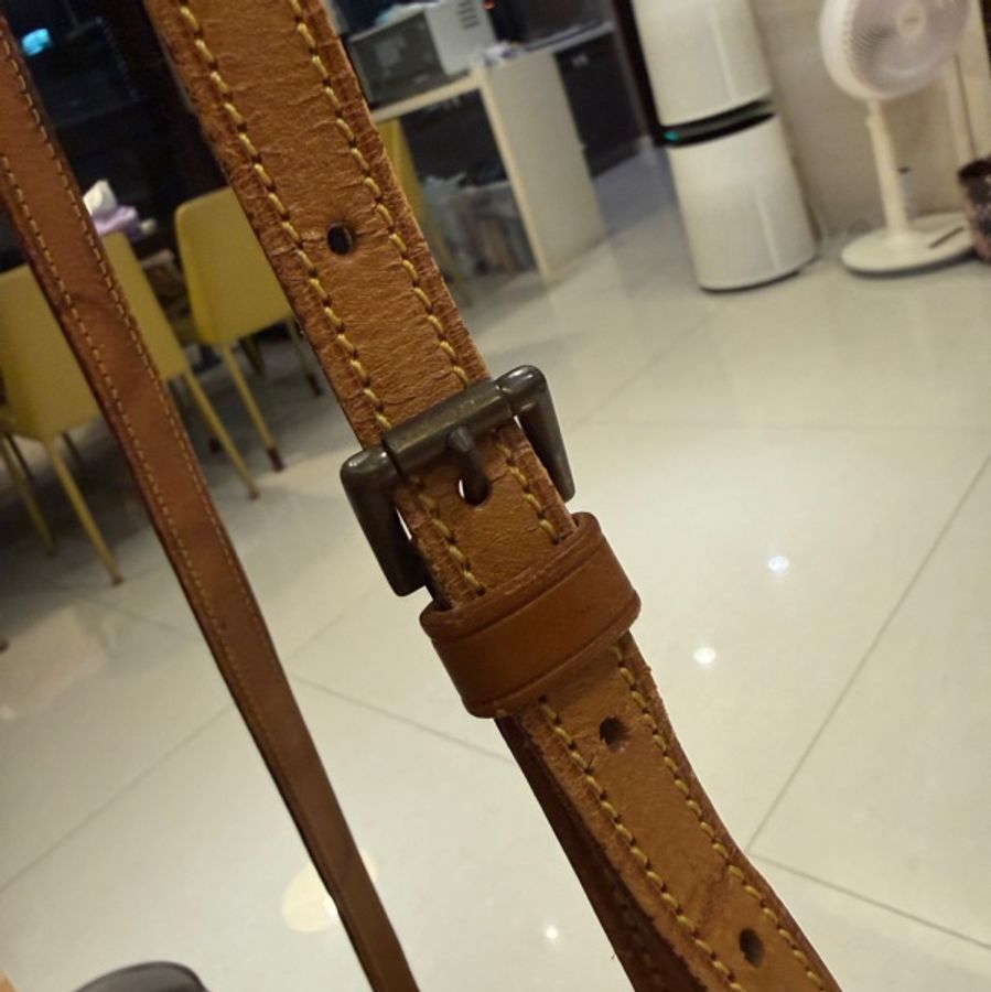 LV Louis Vuitton 半月包 側背包 斜背包-9